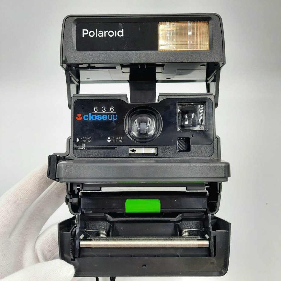 Фотоаппарат мгновенной печати "Polaroid 636 Close Up" в оригинальной коробке, Polaroid