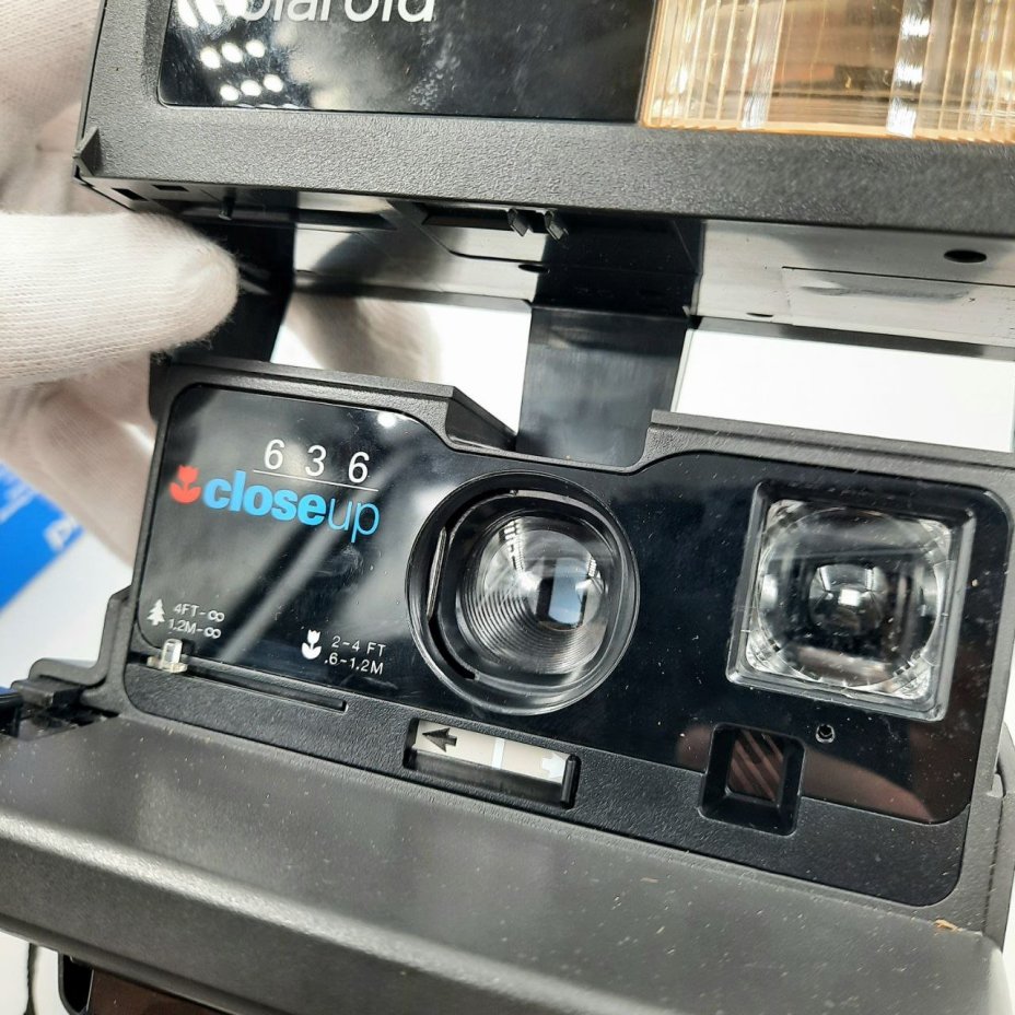 Фотоаппарат мгновенной печати "Polaroid 636 Close Up" в оригинальной коробке, Polaroid