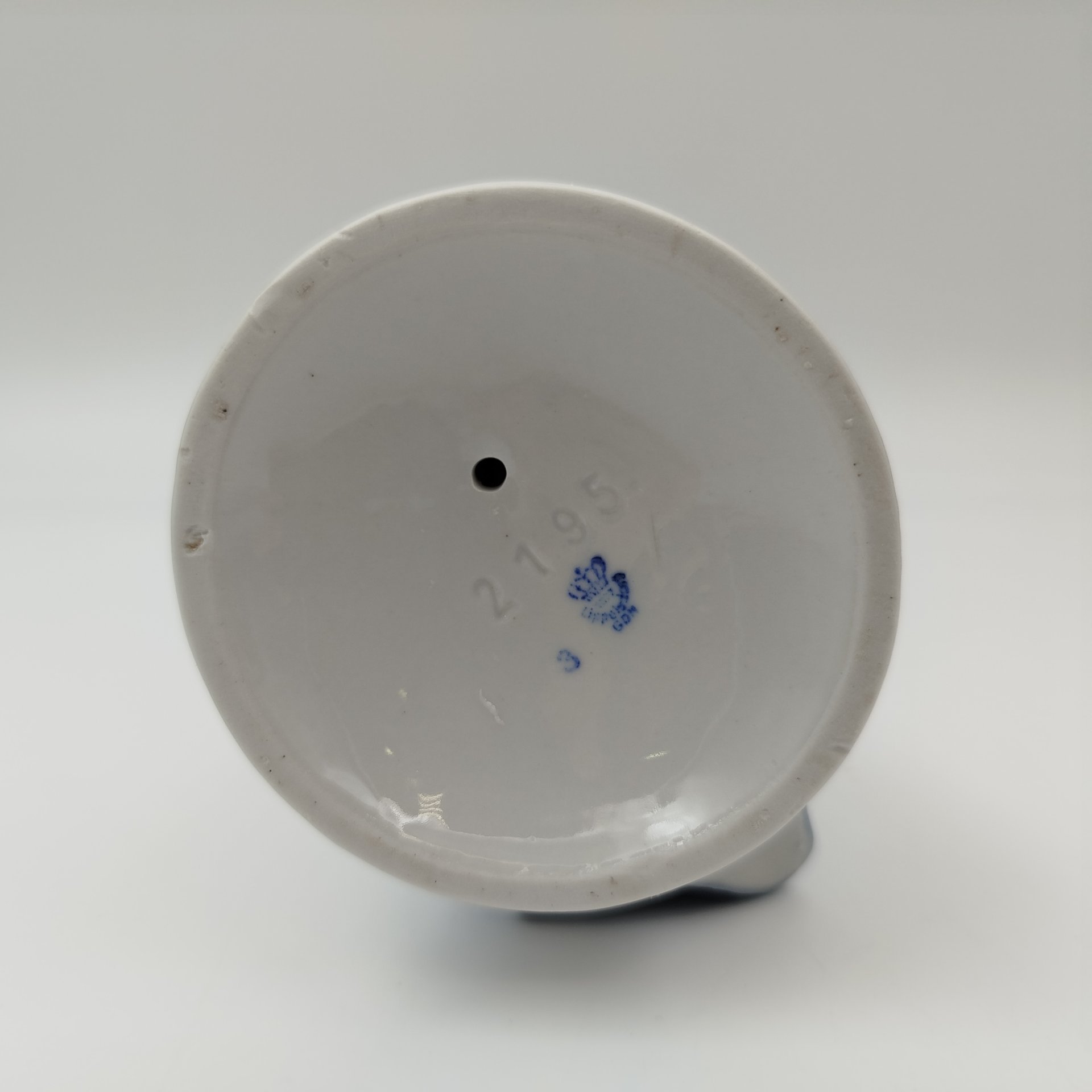 Статуэтка " Женщина со свечой" ("Перед сном"), фарфор, VEB Porzellanfiguren Lippelsdorf (Липпельсдорф), ГДР, 1974-1990 гг.