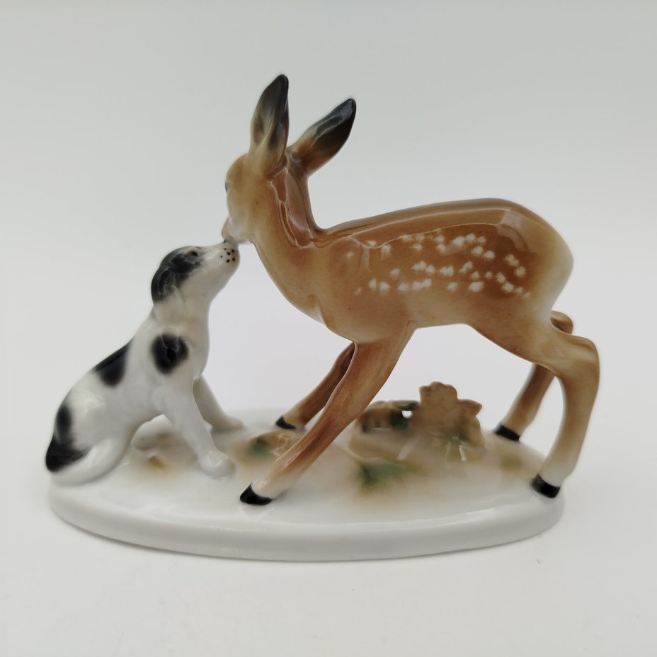 Статуэтка "Олененок и щенок", Schaubach-Kunst