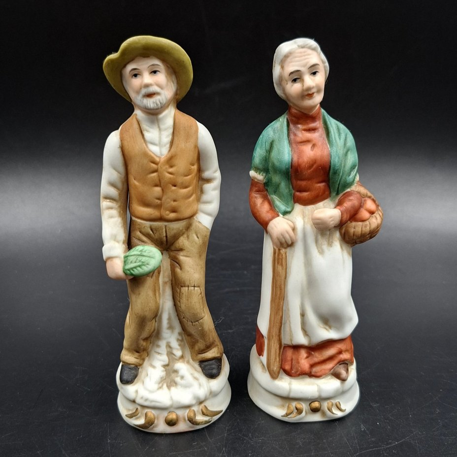 Статуэтки парные "Крестьянин с крестьянкой", фирма "CDC", фарфор, роспись, Шри-Ланка, 2000-2020 гг.