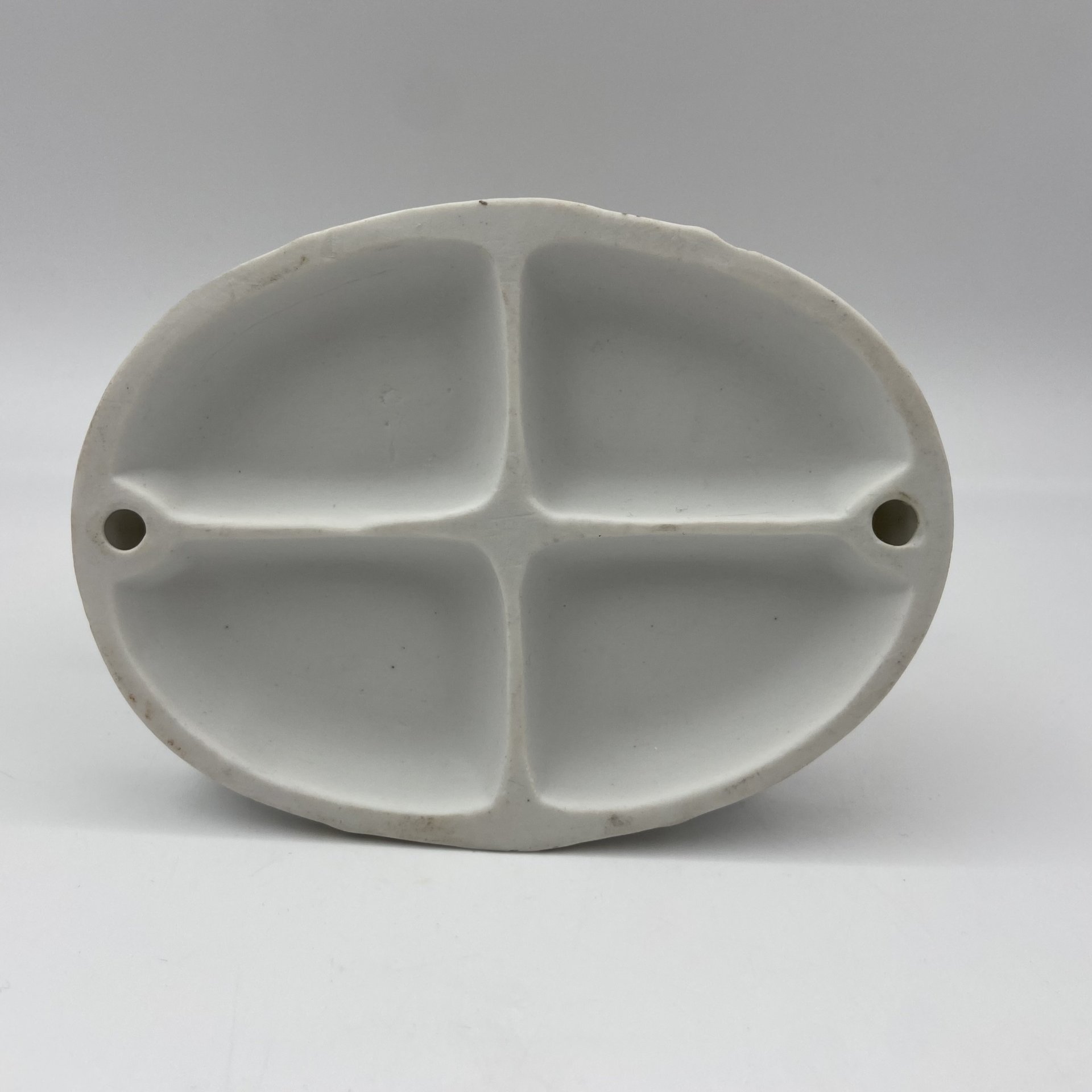 Статуэтка "Мальчик с тележкой цветов", фарфор, роспись, Европа, 2000-2015 гг.