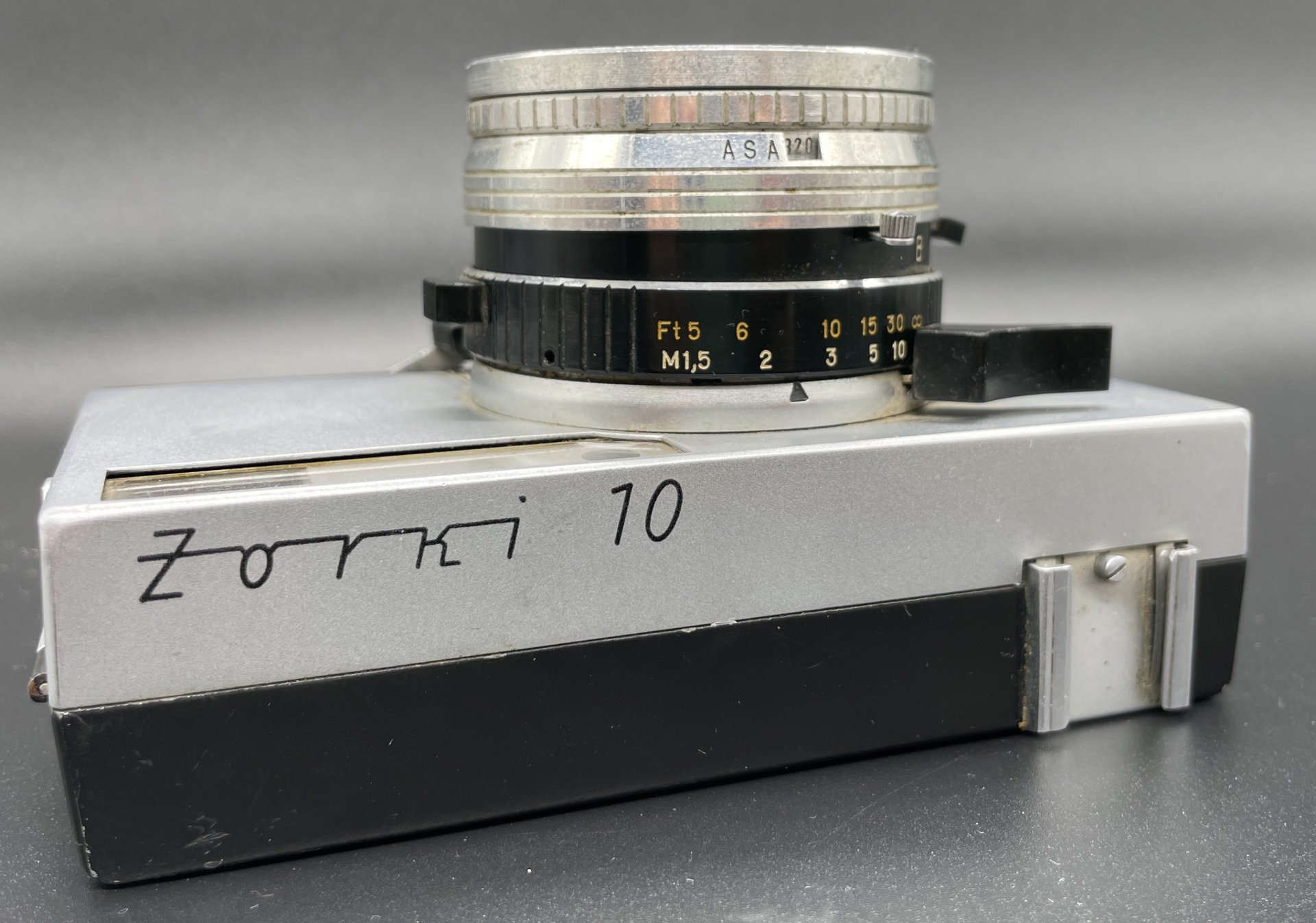 Фотоаппарат "Зоркий-10" с объективом "Индустар-63", Красногорский механический завод (КМЗ)