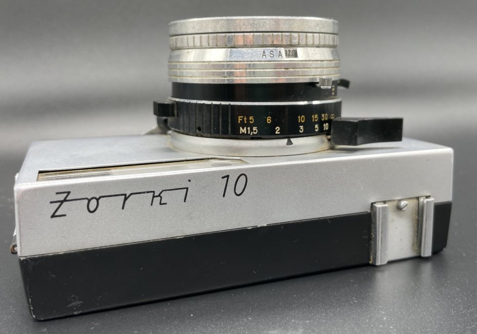 Фотоаппарат "Зоркий-10" с объективом "Индустар-63", Красногорский механический завод (КМЗ)