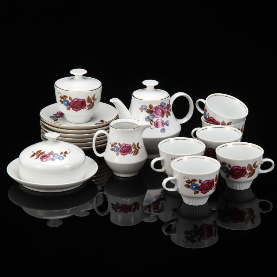 Сервиз чайный с цветочным декором на 6 персон (16 предметов), фарфор, деколь, золочение, Colditz (Кольдиц), ГДР, 1960-1980 гг.