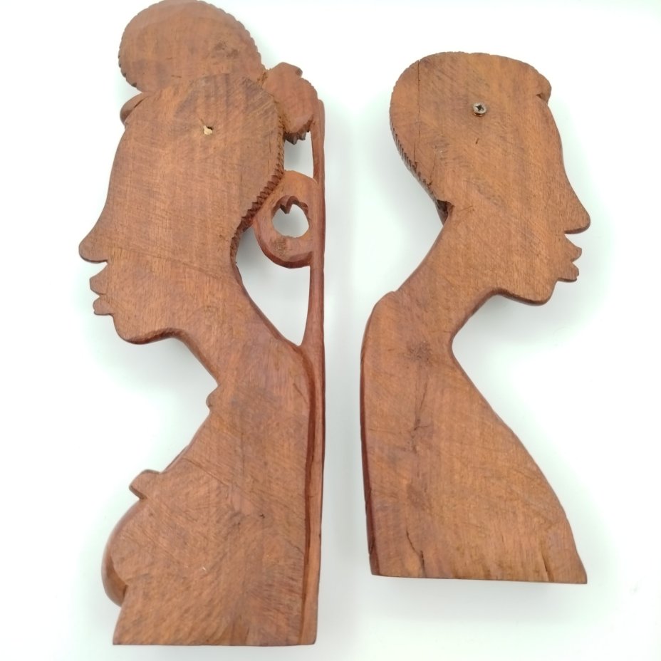 Панно настенные парные в виде мужчины и женщины
