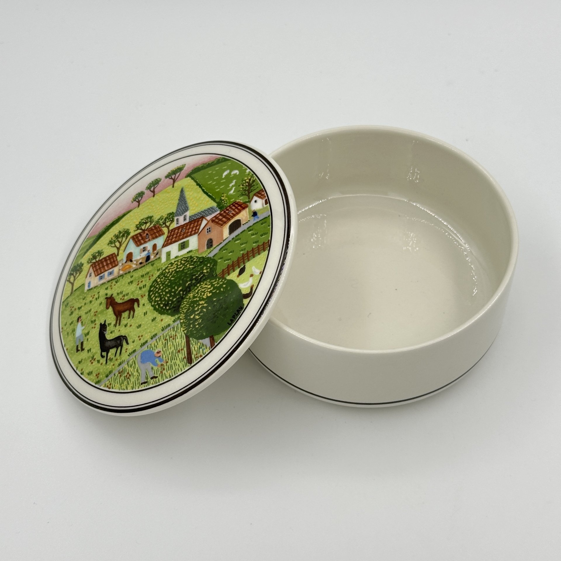 Шкатулка (бонбоньерка) с наивным сельским пейзажем, коллекция Design Naif, Villeroy & Boch