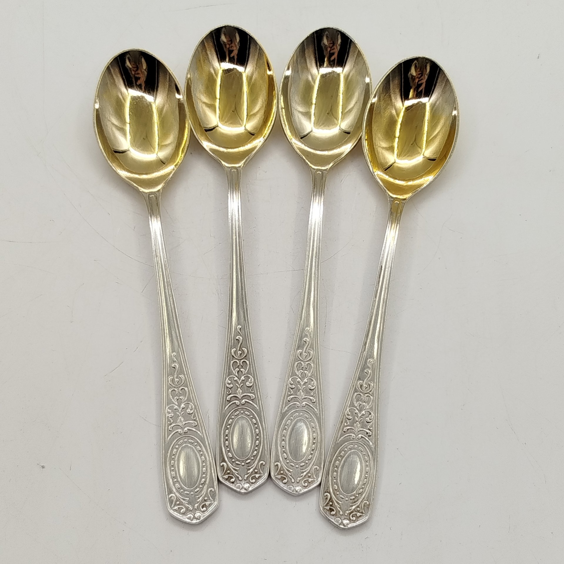 Набор чайных ложек на 4 персоны, мНЦ (медь-никель-цинк), золочение, Кольчугинский завод цветных металлов, СССР, 1970-1990 гг.