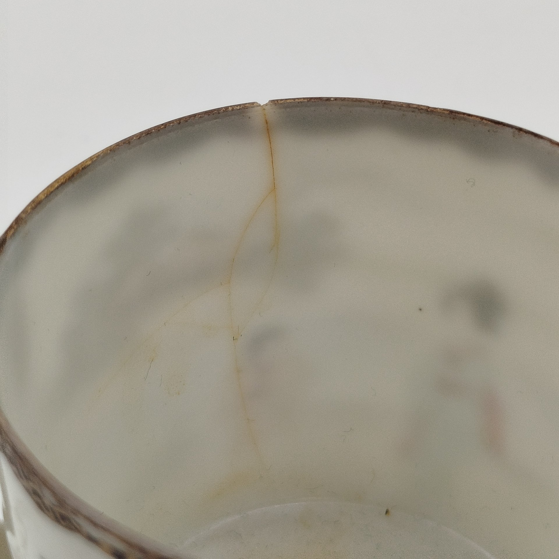 Чашка кофейная с изображением пейзажа и жанровой сценки, 伊藤造 (Ito-zou)