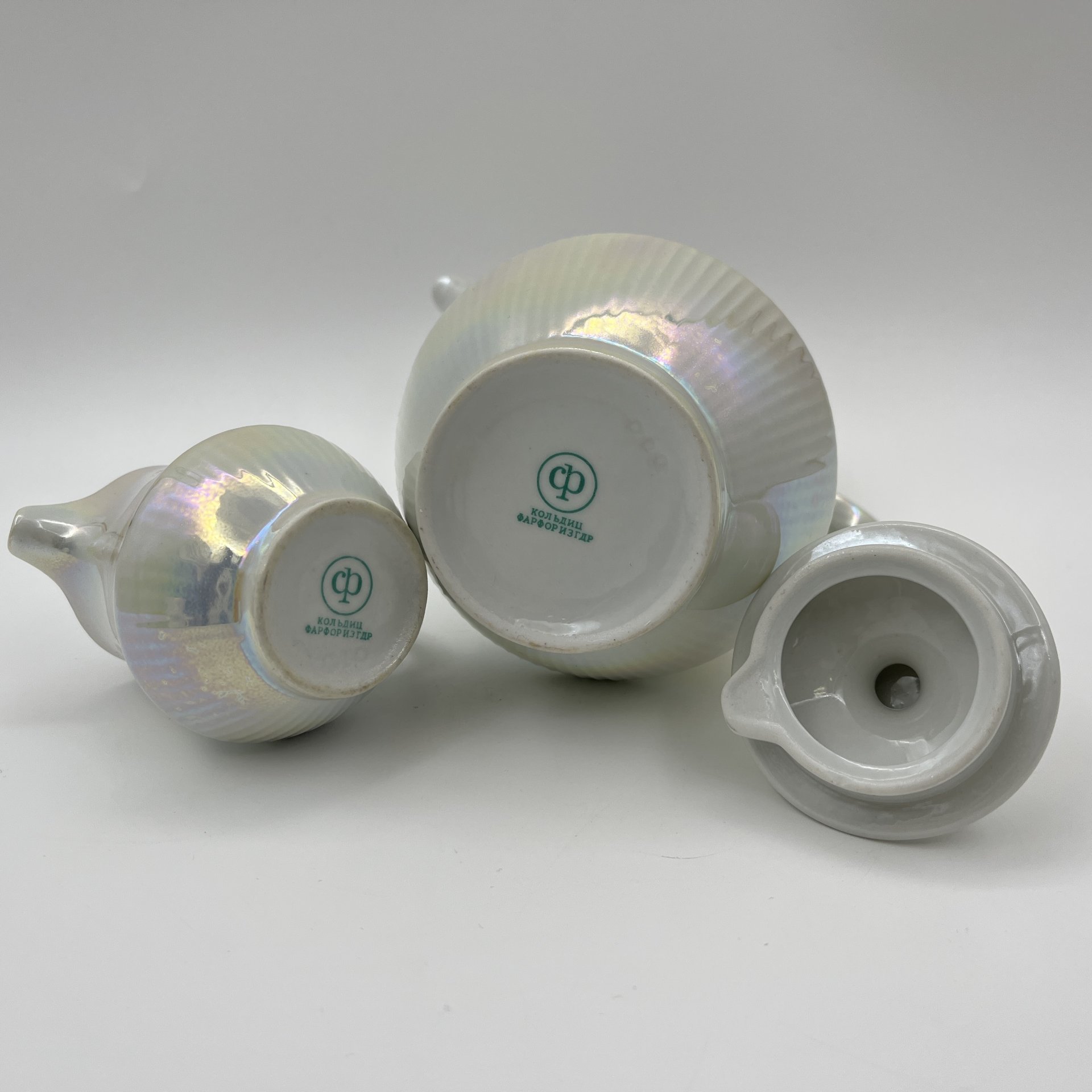 Сервиз кофейный на 6 персон "Мадонна" (15 предметов), фарфор, люстр, деколь, золочение, Colditz (Кольдиц), ГДР, 1960-1980 гг.