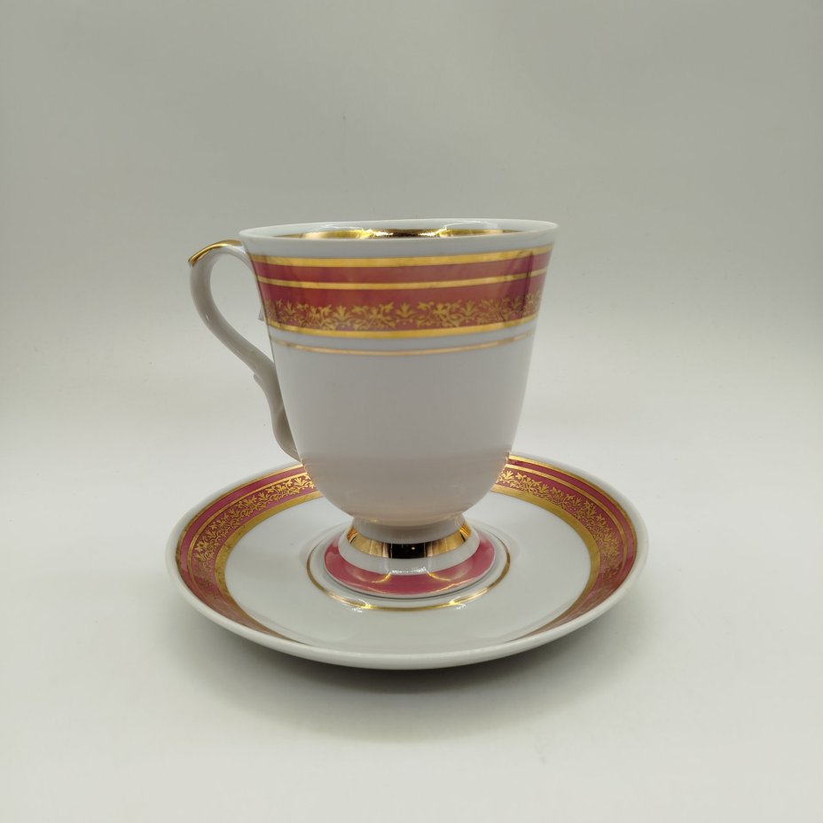 Чайная пара, форма "Классический" ,рисунок "Коралловый", фарфор, крытье, золочение, деколь, Дулевский фарфоровый завод (Дулёво), СССР, 1968-1991 гг.