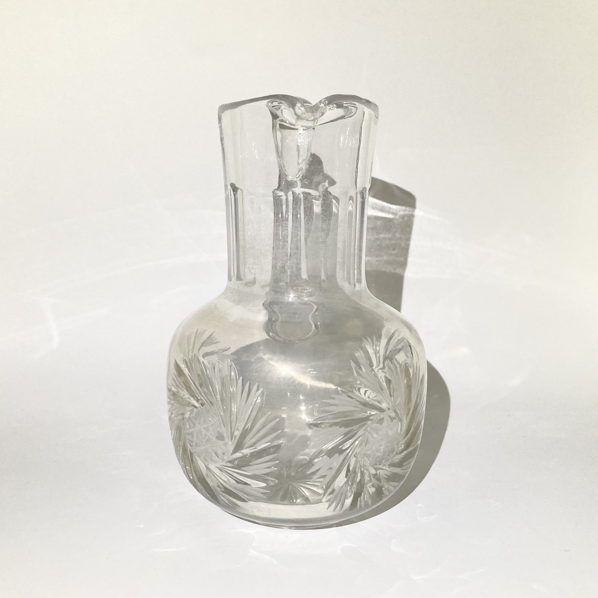 Графин (кувшин) с резным декором, стекло, алмазная грань, СССР, 1970-1990 гг.