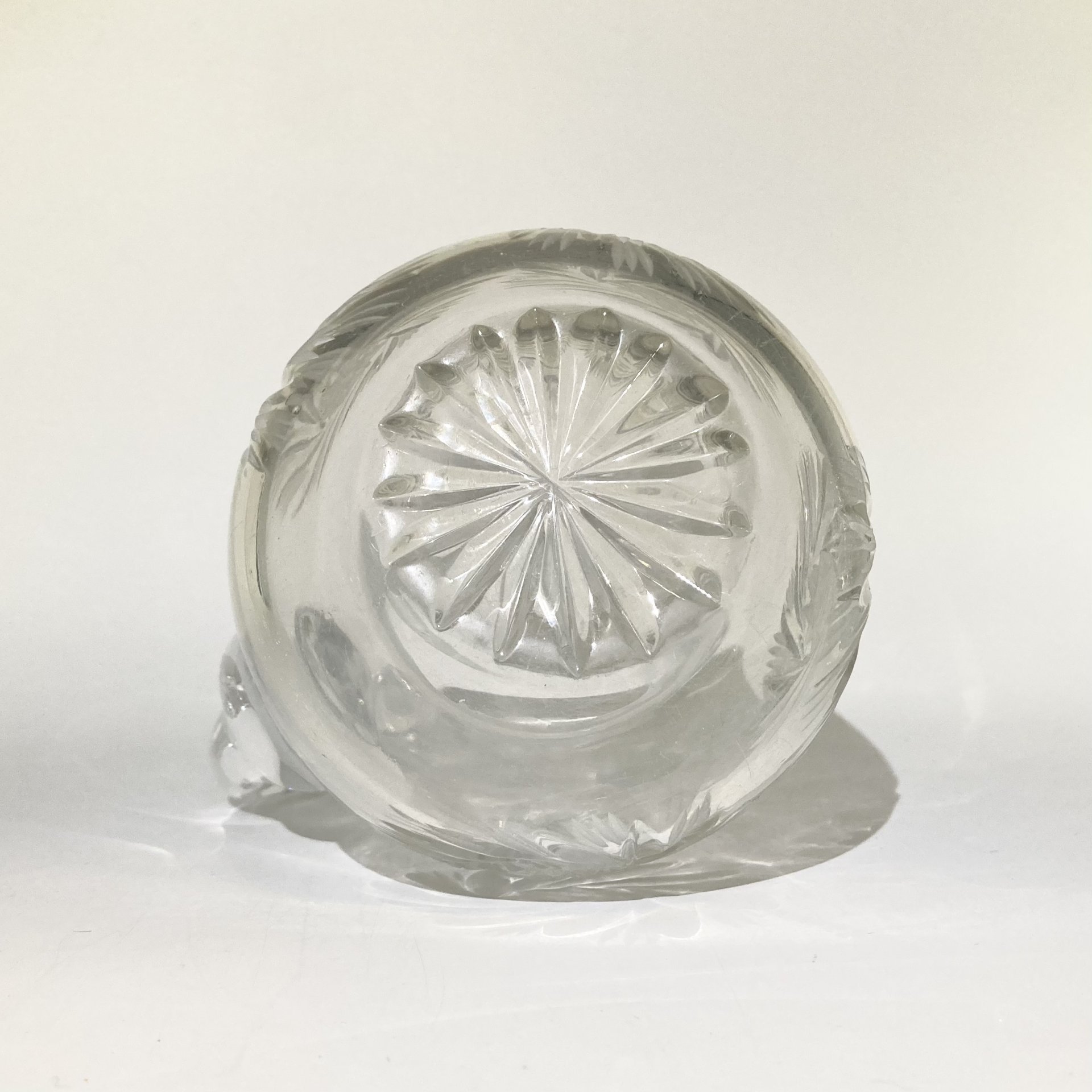 Графин (кувшин) с резным декором, стекло, алмазная грань, СССР, 1970-1990 гг.