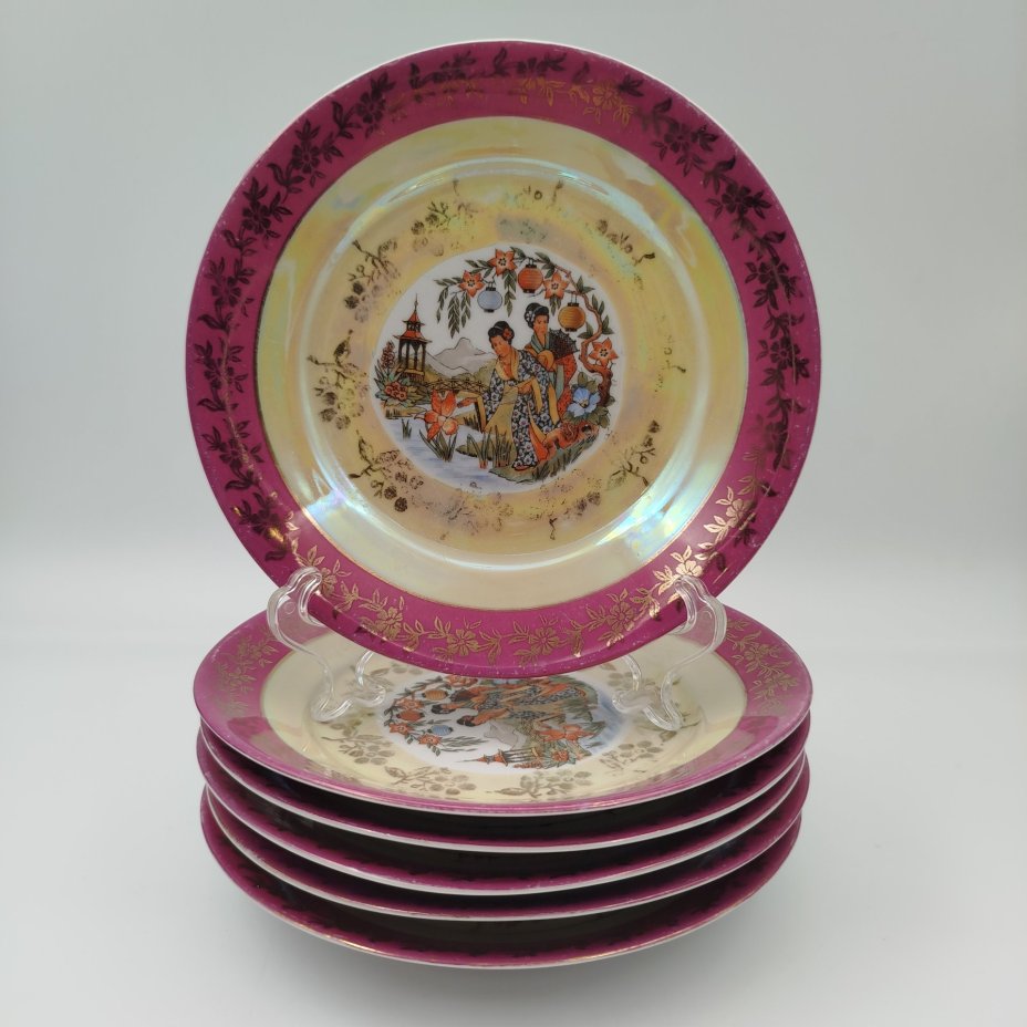 Набор пирожковых (закусочных) тарелок из сервиза "Гейша" на 6 персон, фарфор, люстр, деколь, золочение, Spezial Eisenberg Porzellan (SEP), ГДР, 1960-1980 гг.