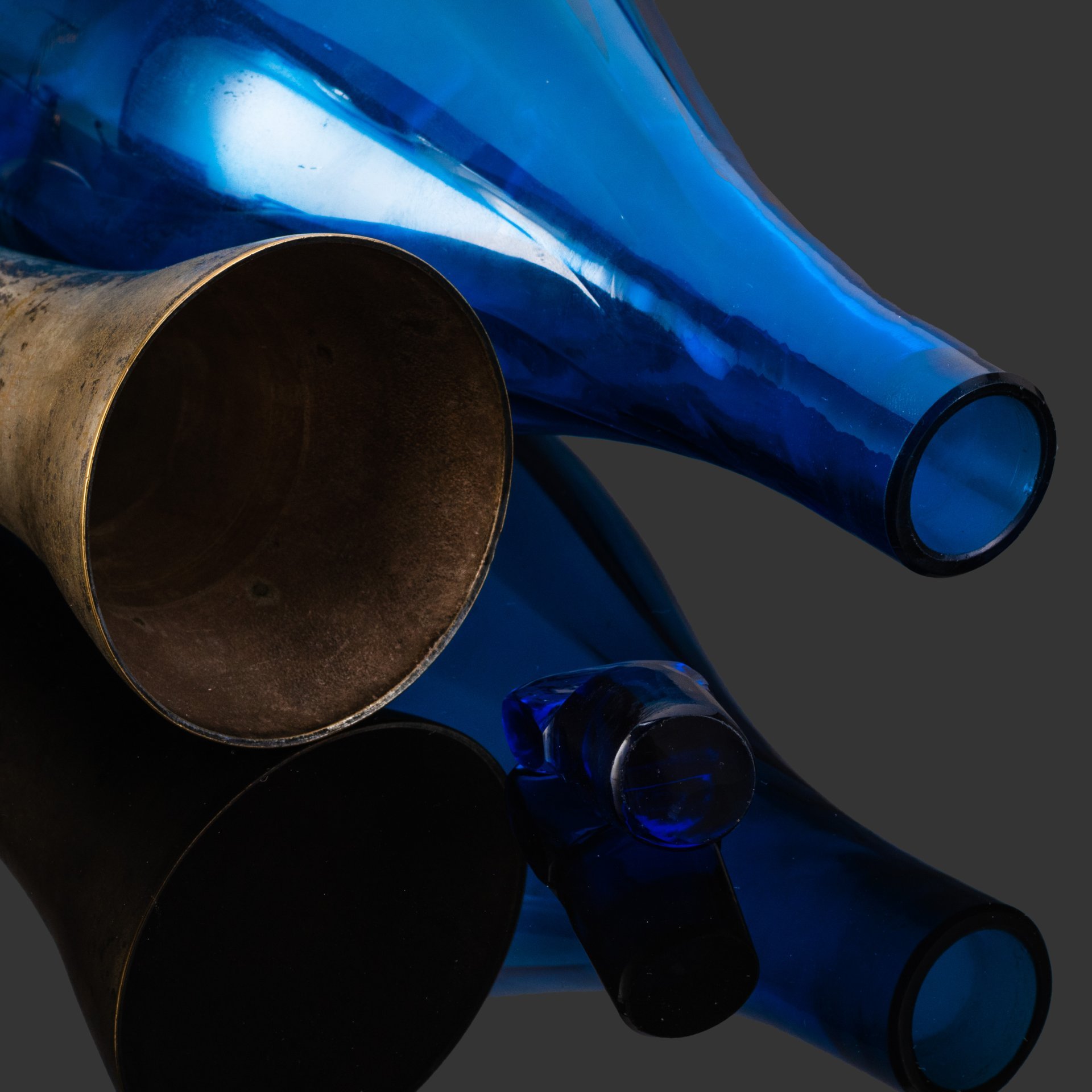 Подставка-передача для бутылки, декорированная маскаронами и флоральными мотивами, металл, гальваническое серебрение, купоросное стекло, Norblin & Co (Норблин), Царство Польское, 1872-1882 гг.