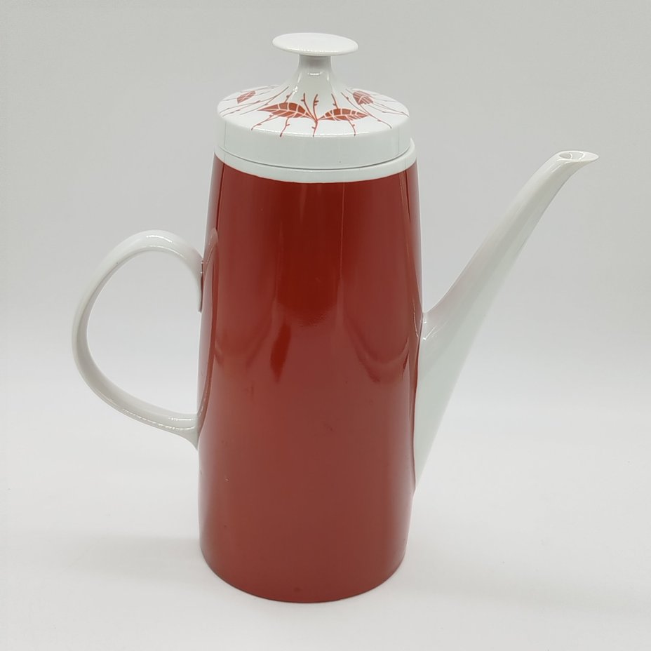 Кофейник, украшенный растительным декором, Lichte Porzellan (Лихте)