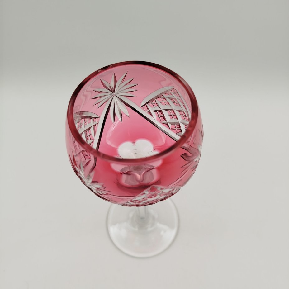 Бокал малинового оттенка, хрусталь, цветной хрусталь, алмазная грань, Германия, 1960-1990 гг.