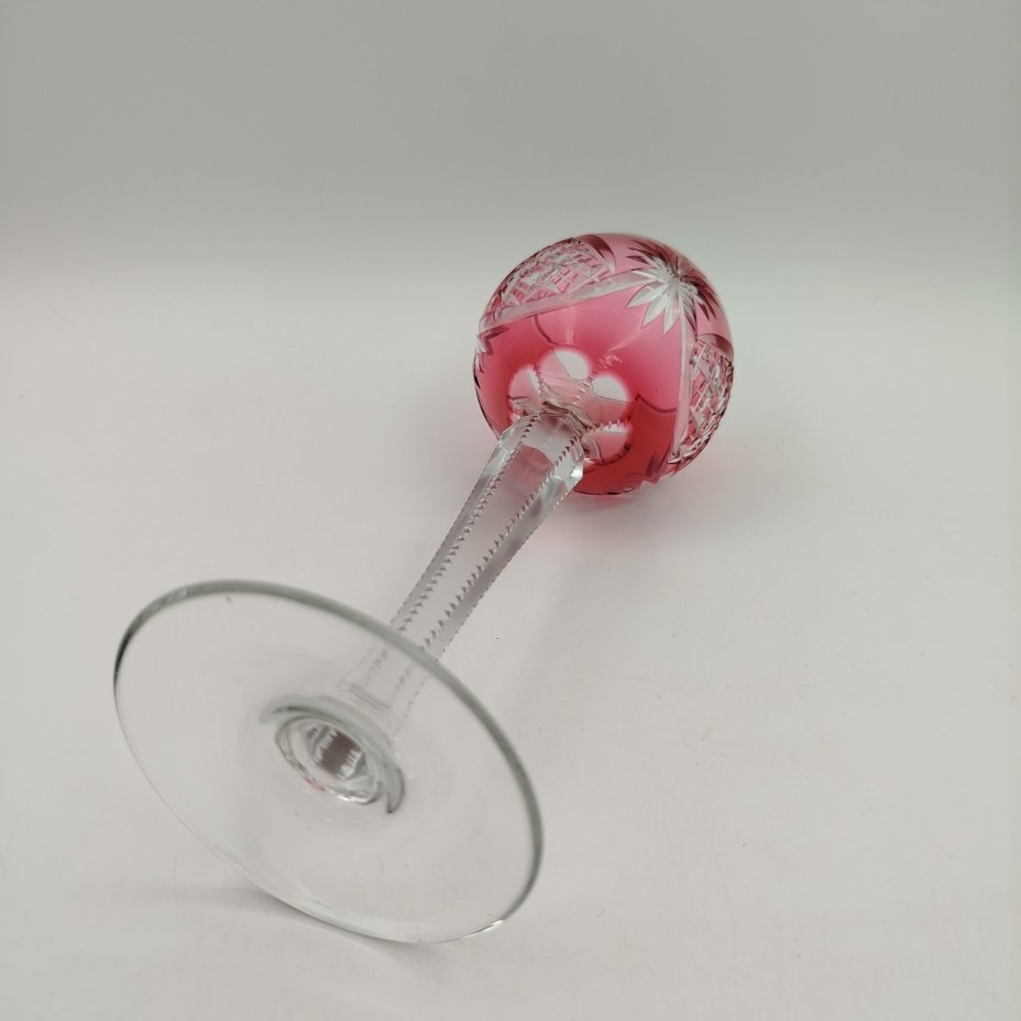 Бокал малинового оттенка, хрусталь, цветной хрусталь, алмазная грань, Германия, 1960-1990 гг.