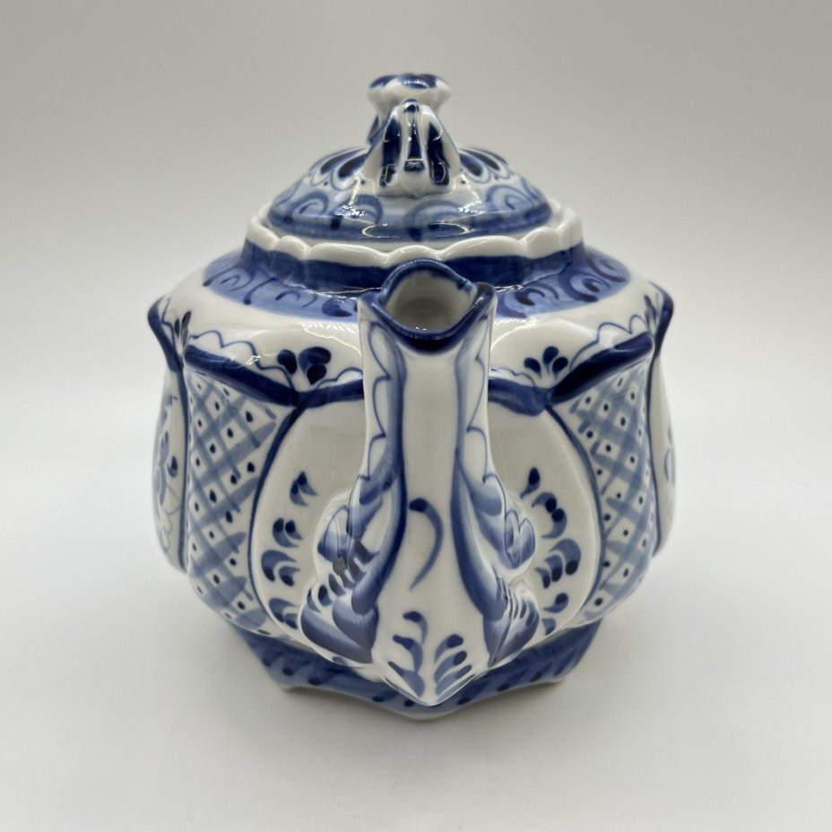 Чайник заварочный, украшенный цветочным декором, Стрелкова, Гжельские узоры