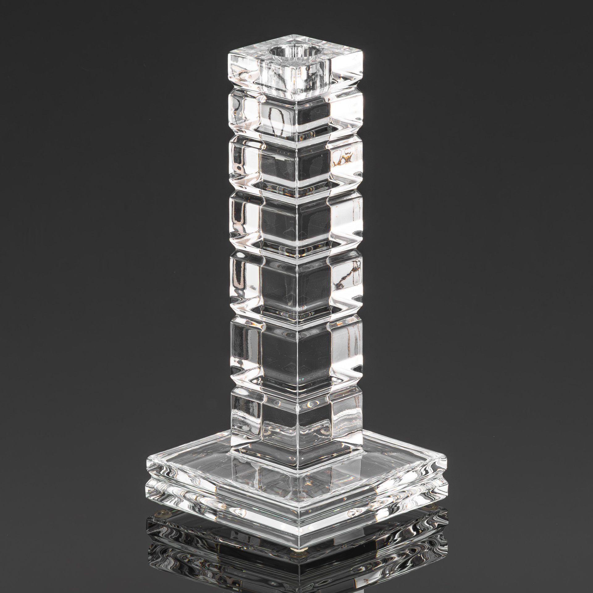 Подсвечник "Adiante" в кубическом стиле, дизайнер Jean Sala, хрусталь, Saint Louis, Франция, 1980-2000 гг.