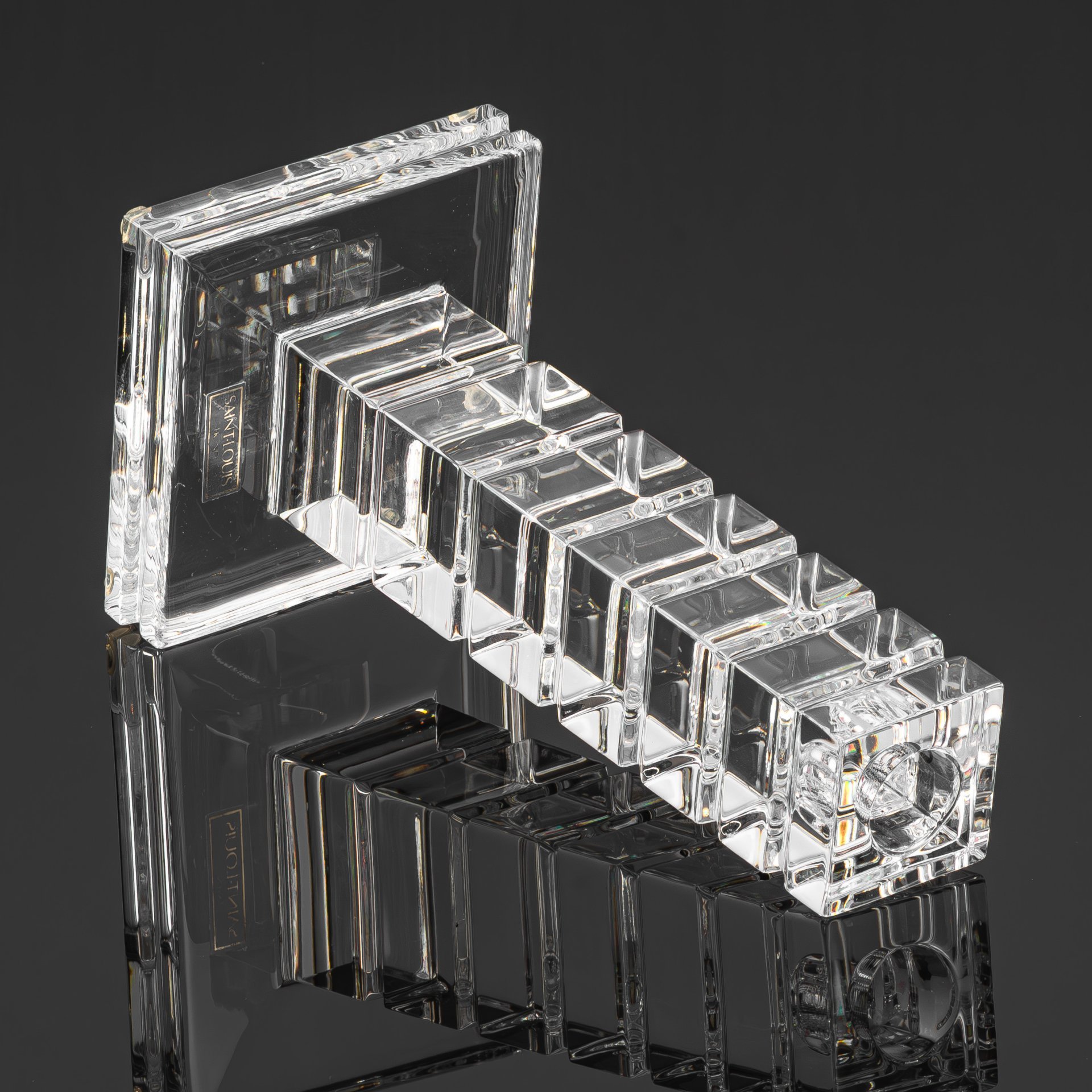 Подсвечник "Adiante" в кубическом стиле, дизайнер Jean Sala, хрусталь, Saint Louis, Франция, 1980-2000 гг.