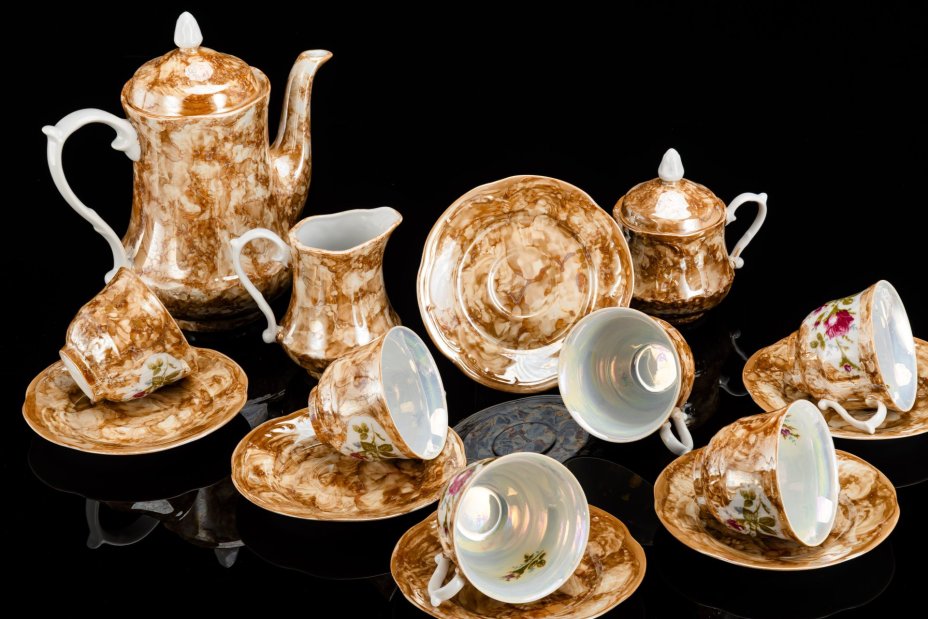 Сервиз чайный с декором в виде роз и разводов на 6 персон (15 предметов)