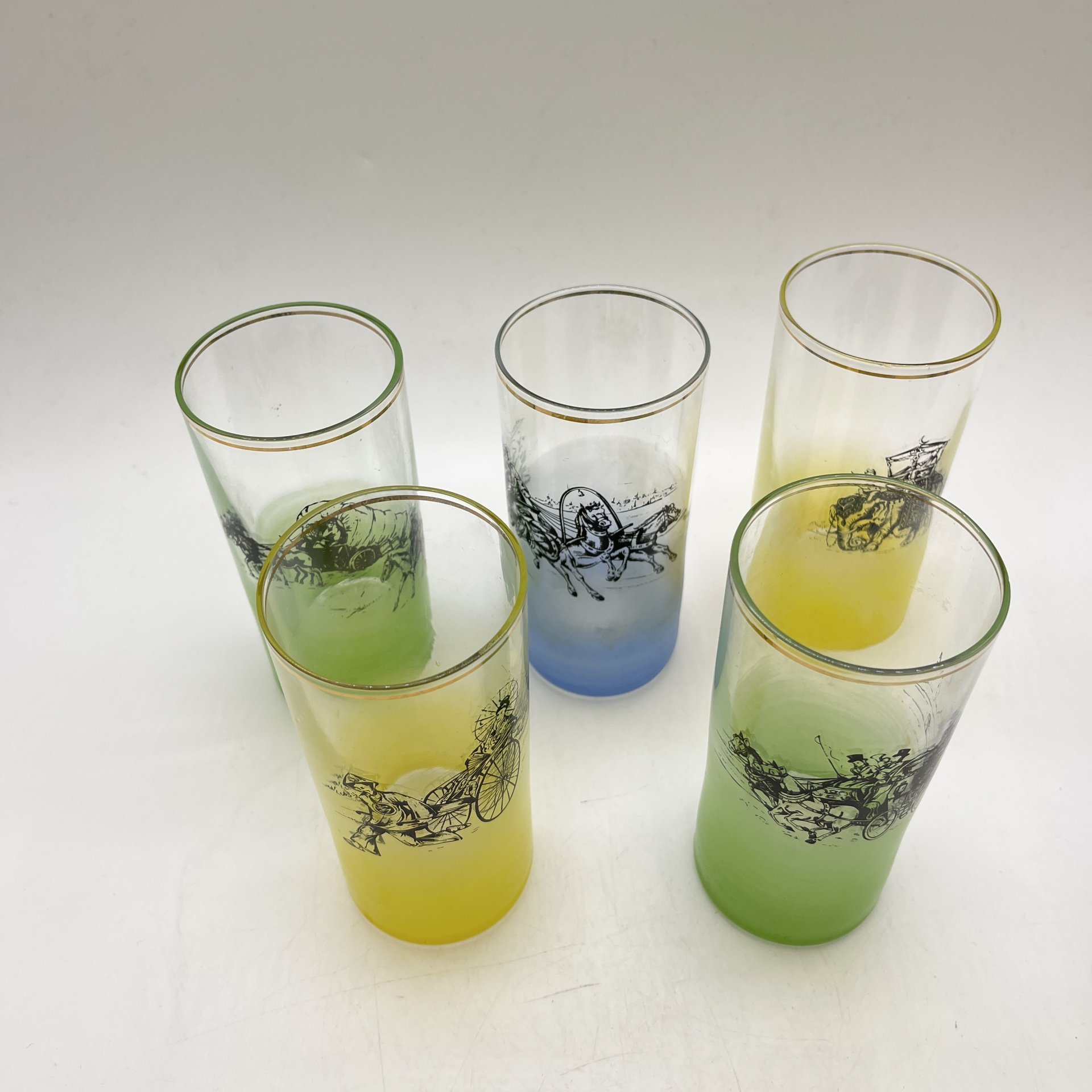 Набор из 5 стаканов с изображением разных видов транспорта, стекло, деколь, золочение, Чехословакия, 1970-1990 гг.