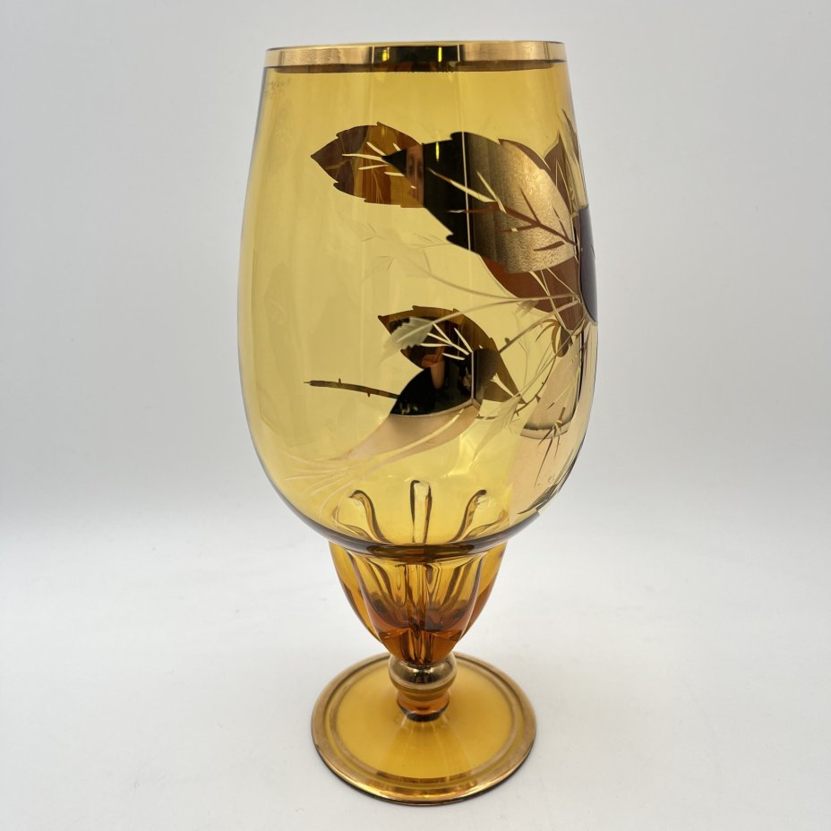 Ваза в виде кубка