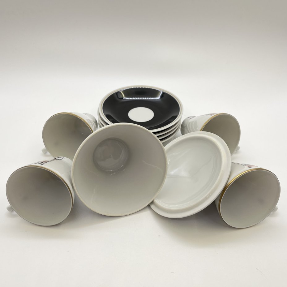 Набор кофейный c минималистичным геометрическим декором на 4 персоны (9 предметов: сахарница и кофейные пары), фарфор, крытье, деколь, золочение, Freiberger Porzellan, ГДР, 1957-1972 гг.