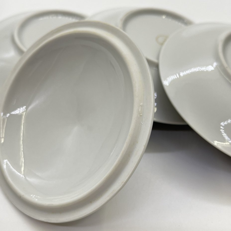 Набор кофейный c минималистичным геометрическим декором на 4 персоны (9 предметов: сахарница и кофейные пары), фарфор, крытье, деколь, золочение, Freiberger Porzellan, ГДР, 1957-1972 гг.