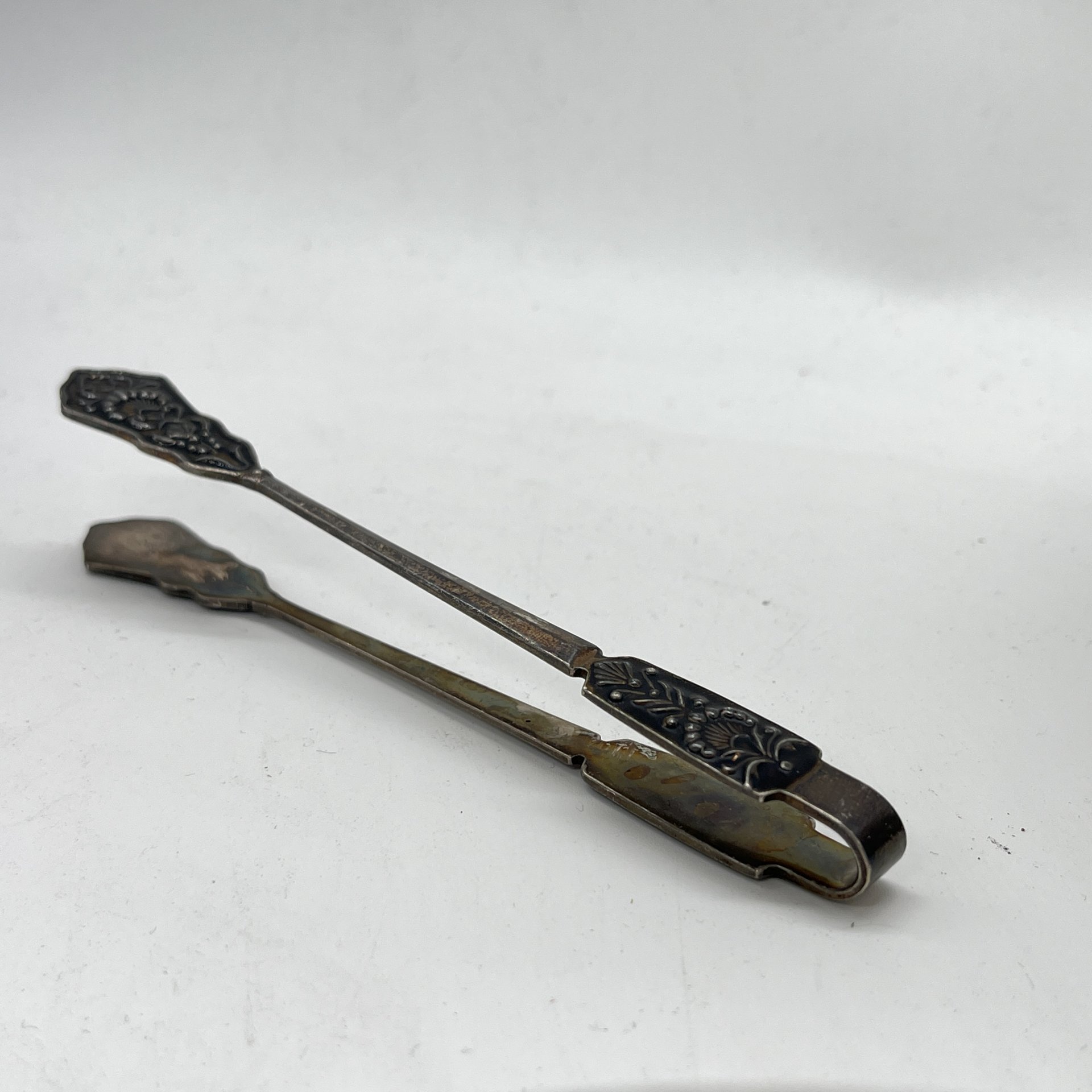 Щипцы для сахара с флоральным декором