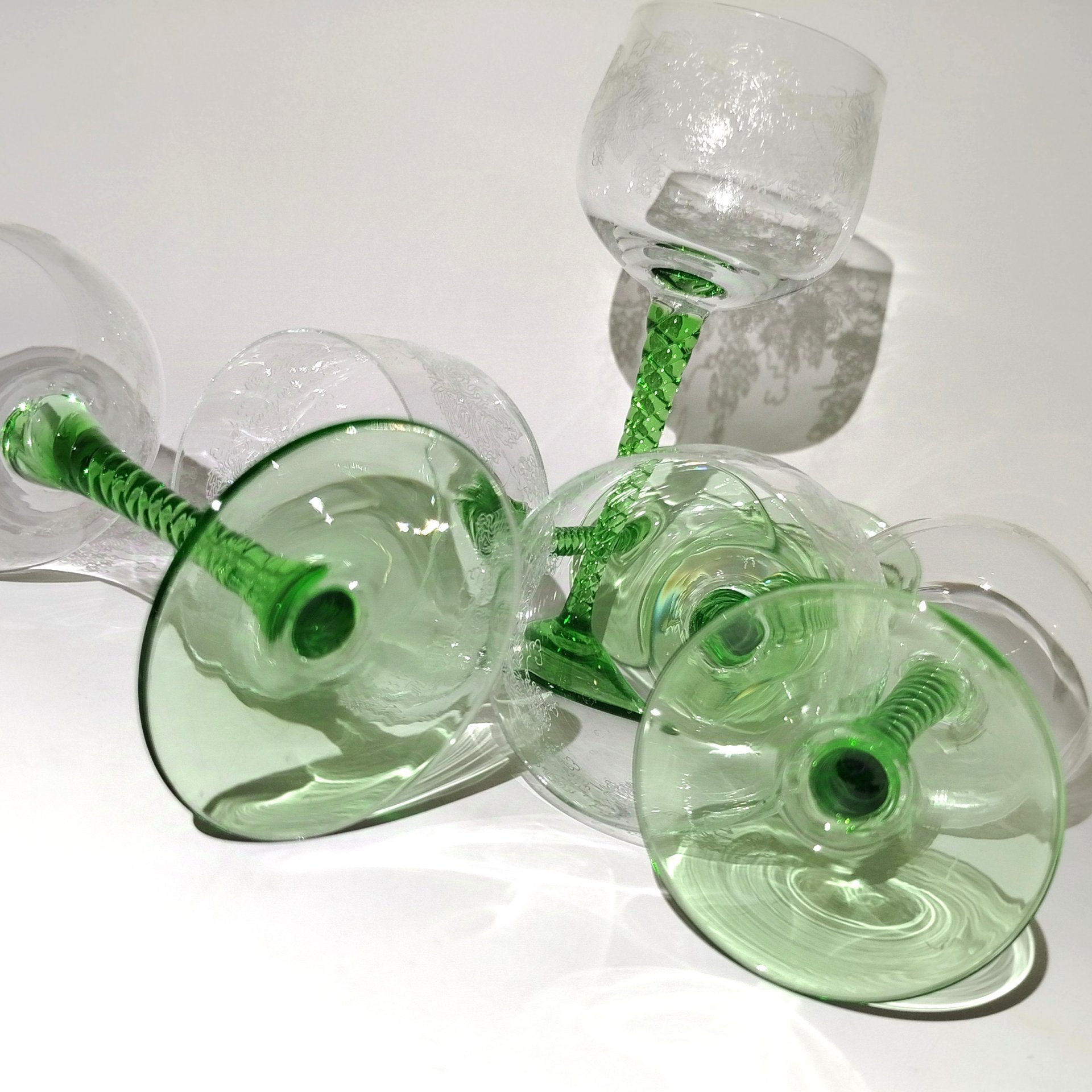 Набор бокалов с декором в виде виноградной лозы на 5 персон, хрусталь, Чехословакия, 1970-1990 гг.