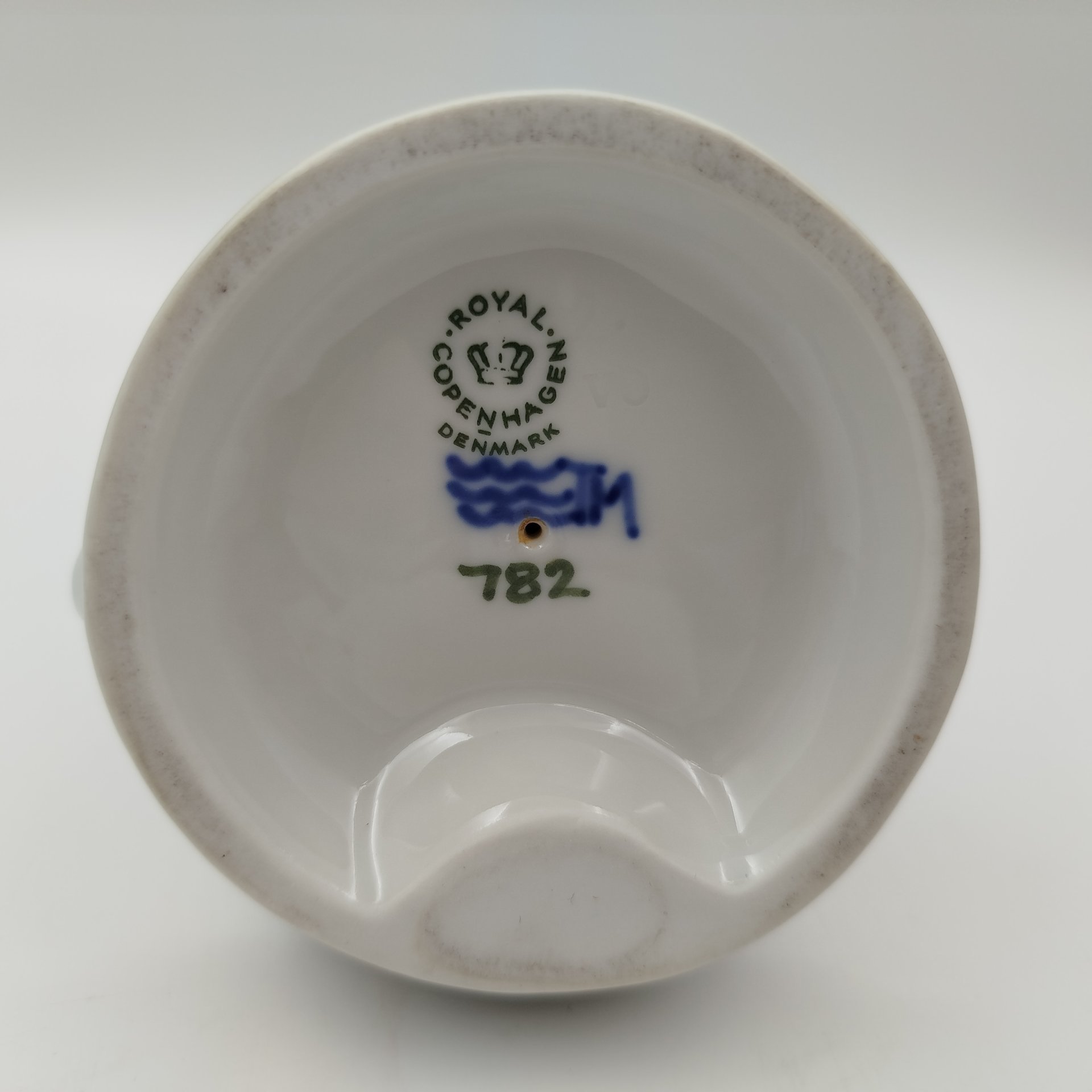 Статуэтка "Пастух с собакой", автор модели Christian Thompson, фарфор, роспись, Royal Copenhagen, Дания, 1966 г.