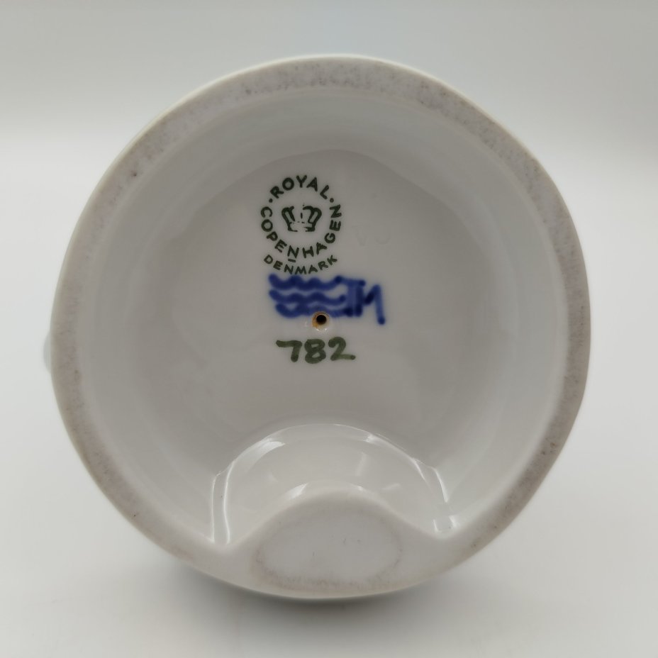Статуэтка "Пастух с собакой", автор модели Christian Thompson, фарфор, роспись, Royal Copenhagen, Дания, 1966 г.