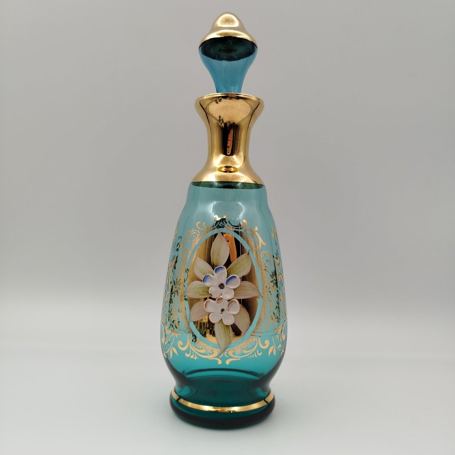 Набор для подачи крепких напитков на 6 персон (штоф и 6 стопок), украшенный объемным цветочным декором