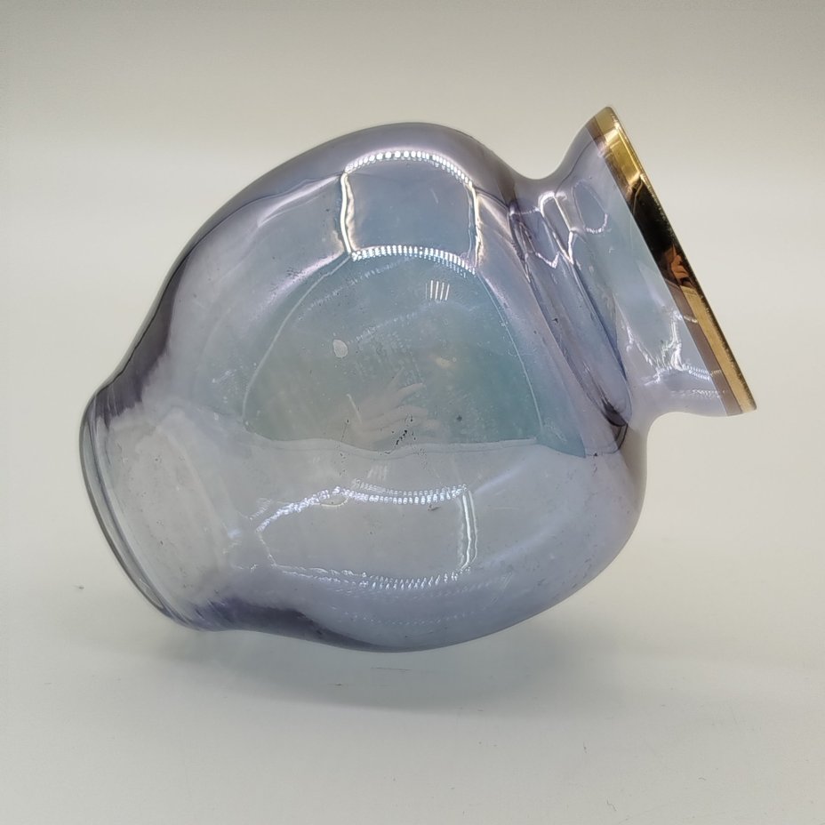 Ваза миниатюрная фиолетового оттенка