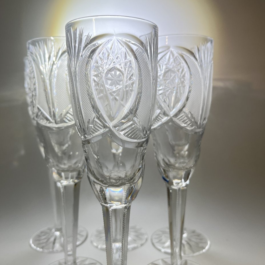 Набор из 6 бокалов для шампанского с геометрическим декором