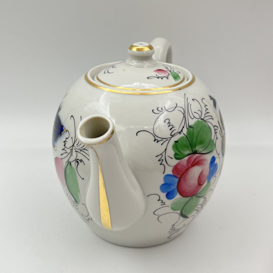 Чайник "Виноград", фарфор, роспись, золочение, Кузяевский фарфоровый завод, СССР, 1963-1991 гг.