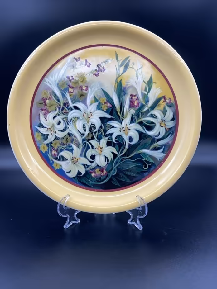Тарелка с цветочным декором, Конаковский фаянсовый завод им. М.И. Калинина (ЗиК Конаково)