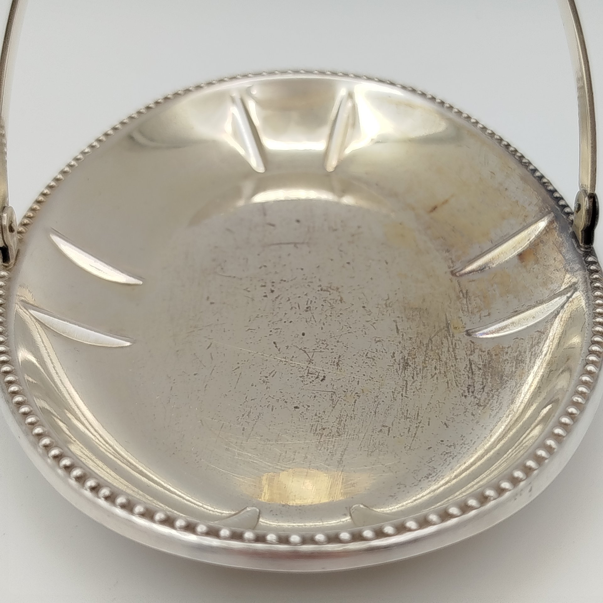 Ваза (орешница) "Ленинград" миндалевидной формы