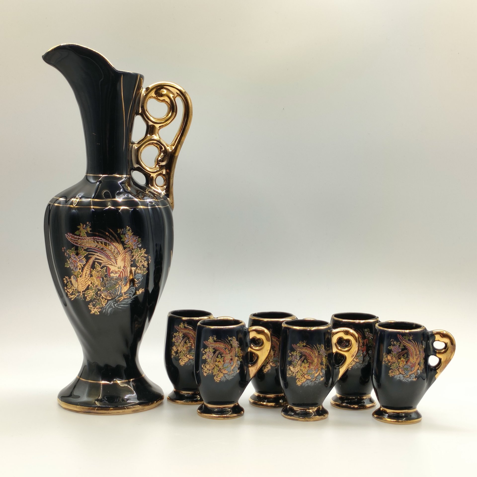 Набор для напитков "Райские птички", состоящий из кувшина и 6-ти чашечек, мануфактура "Anadolu Seramik"