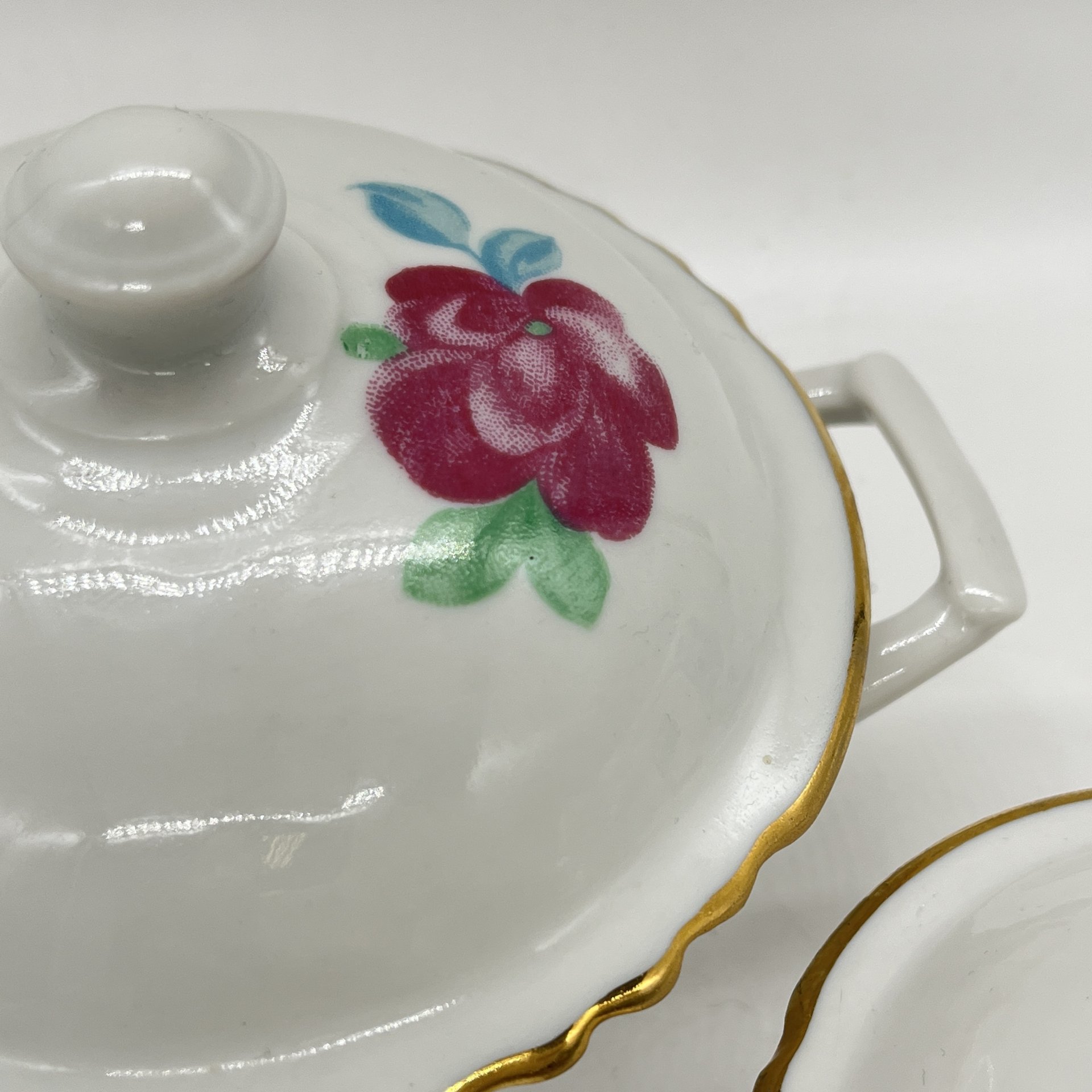 Вазочки для варенья (2 шт.) с крышками с цветочным декором, фарфор, деколь, золочение, Дулевский фарфоровый завод (Дулёво), СССР, 1970-1980 гг.