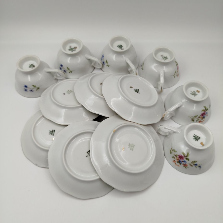 Набор из шести кофейных пар с нежным цветочным декором, фарфор, деколь, золочение, Jarolina, Польша, 1957-1980 гг.