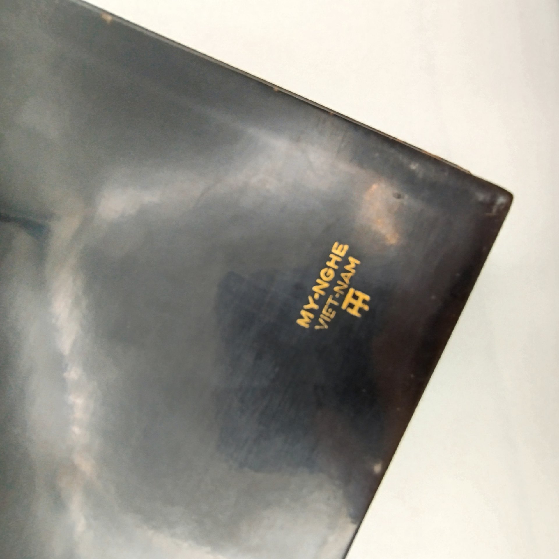 Поднос прямоугольной формы с пейзажным декором