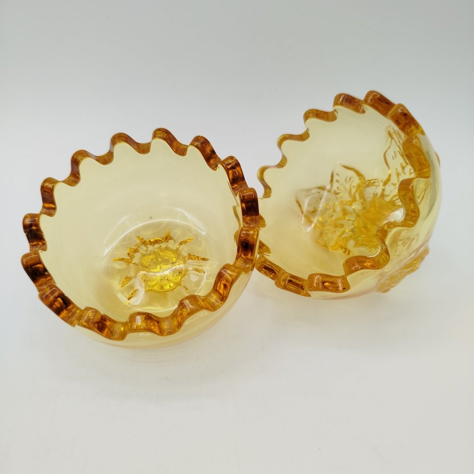 Лимонница в форме яблока, цветное стекло, пресс, Гусевской хрустальный завод (Гусь-Хрустальный), СССР, 1970-1990 гг.