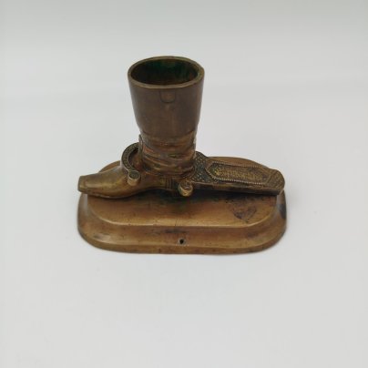 Подсвечник в форме сапога, бронза, Западная Европа, 1900-1930 гг.