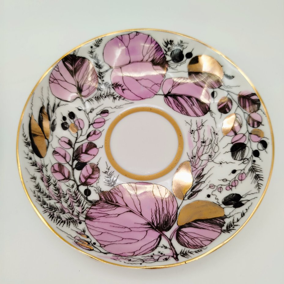 Чайная пара "Мой сад" в розовом оттенке, (из серии "Времена года"), форма "Тюльпан", автор формы С.Е. Яковлева, автор росписи Н.П. Славина