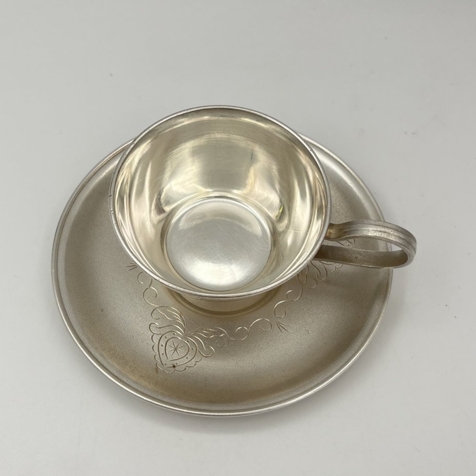 Пара кофейная с декором в русском национальном стиле, мельхиор (медь-никель), золочение, Мстерская художественная фабрика  «Ювелир», СССР, 1979 г.