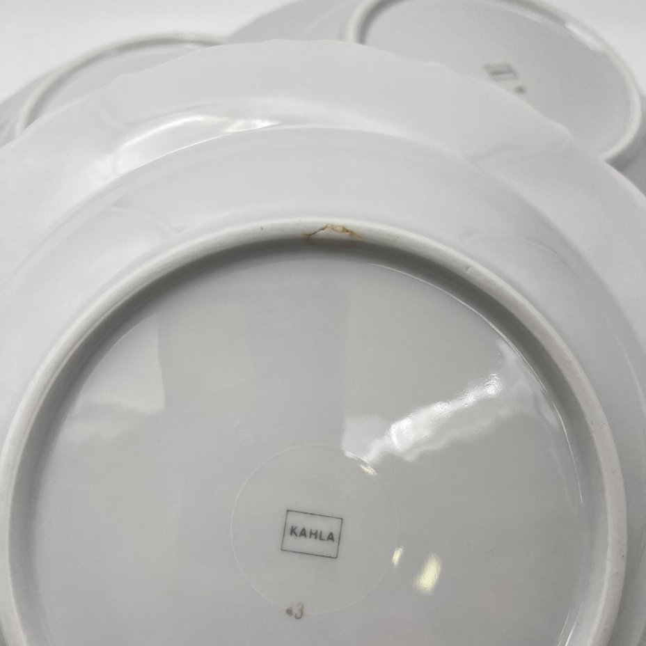 Набор суповых (глубоких) тарелок с цветочным и рельефным декором на 8 персон