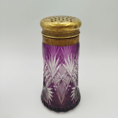 Сифтер (ёмкость для сыпучих продуктов/специй/пряностей и сахарной пудры), латунь, стекло, нацвет, алмазная грань, Западная Европа, 1950-1970 гг.